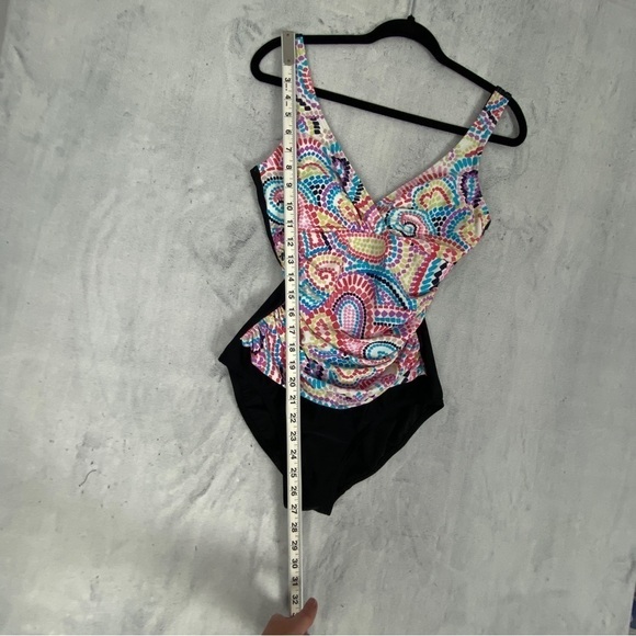 Beach Diva One Piece Swimsuit Size 10 Padded Cups Ruched Sides - Picture 13 of 13